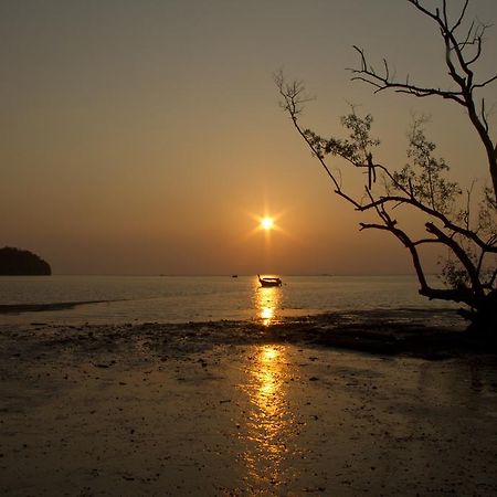Sunrise Tropical Resort Railay Beach Eksteriør billede